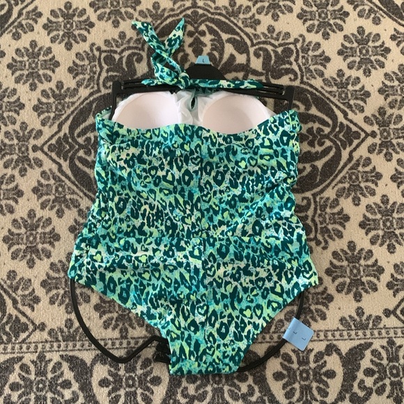 Serra one piece, size L, NWT - Picture 2 of 2